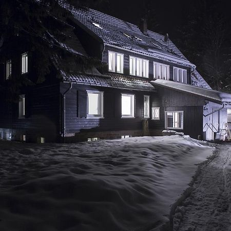 Отель The Cabin - Harz National Park Санкт-Андреасберг Экстерьер фото